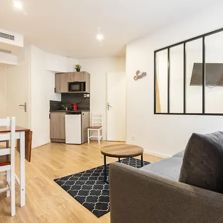 Apartment And Warm Flat For Four Or Six People In Center